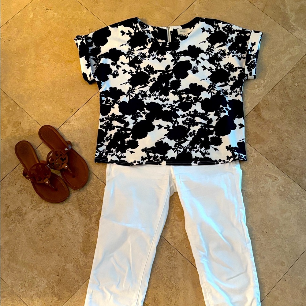 Barely worn Melloday short sleeve top